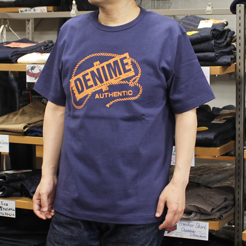 DENIME(ドゥニーム)AuthenticロゴプリントTシャツ